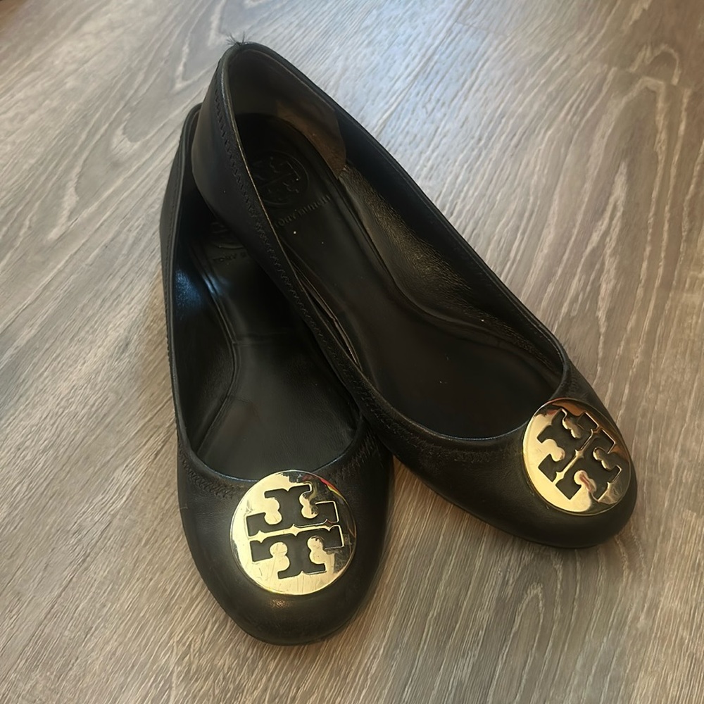Tory Burch Black Leather Flats with Gold Logo - Size 8